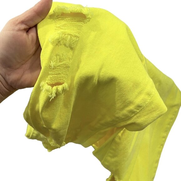 Almost Famous Jeans 5 Neon Yellow Distressed Denim Raw Hem Juniors - Picture 2 of 7